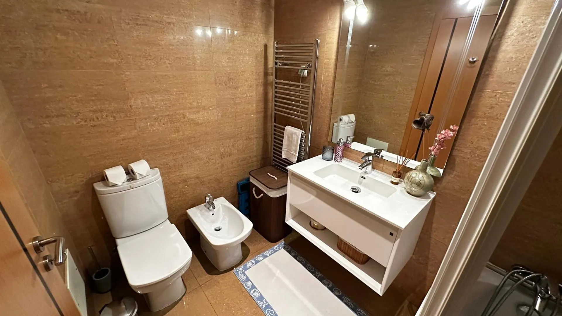 Charming Luz House - T2 apartment with jacuzzi Tavira